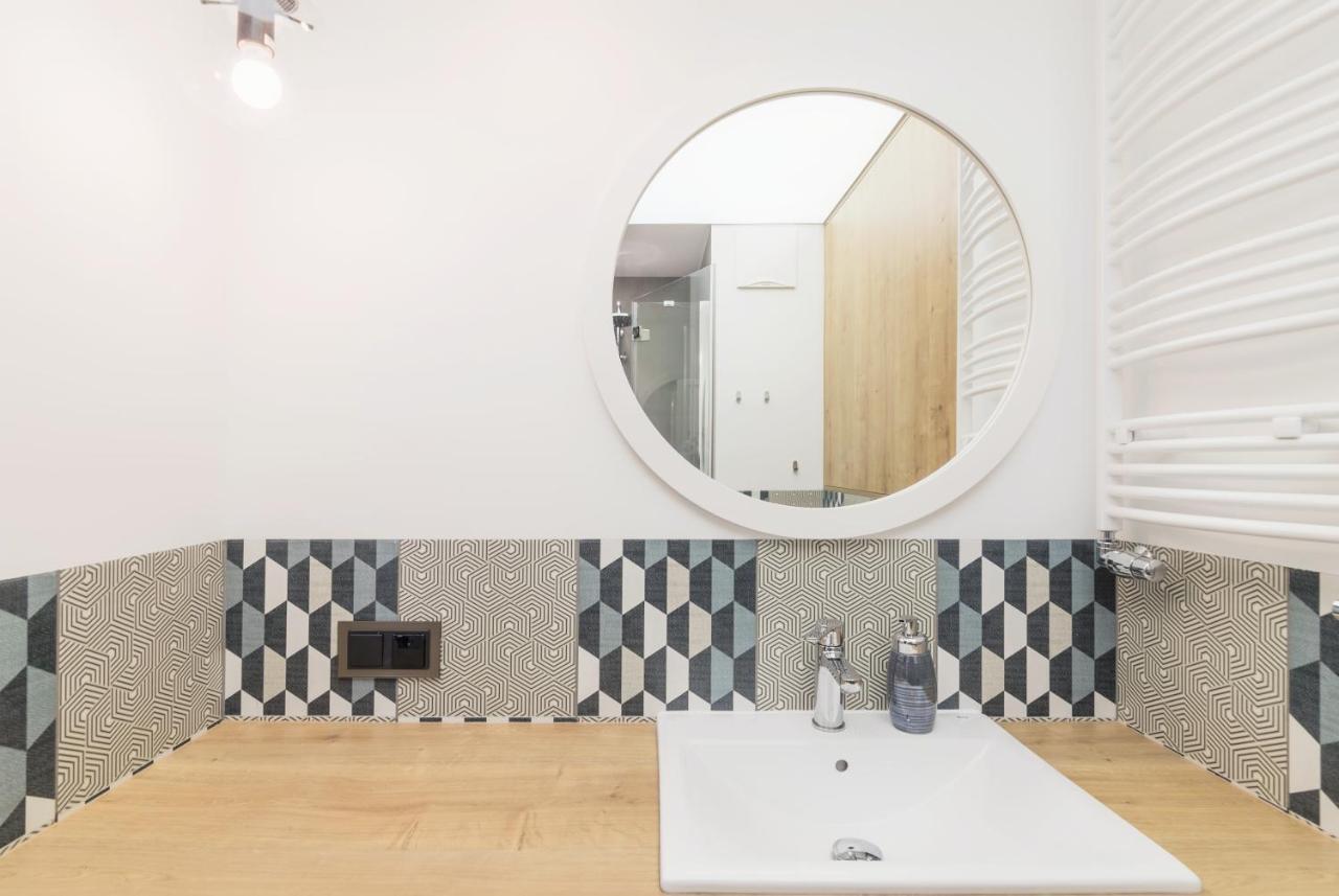 Grand - Prestigious Victoria Apartament *